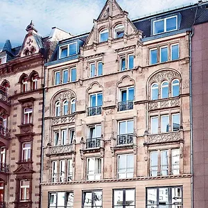 Five Elements And Capsules Frankfurt Hostel Frankfurt am Main