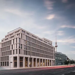 https://capri-by-fraser-berlin.find-berlin-hotels.com